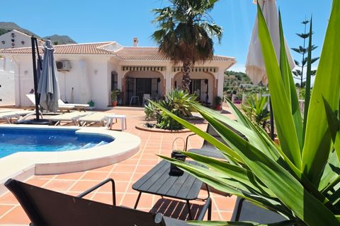 Villa Canillas De Albaida, Malaga - foto 1